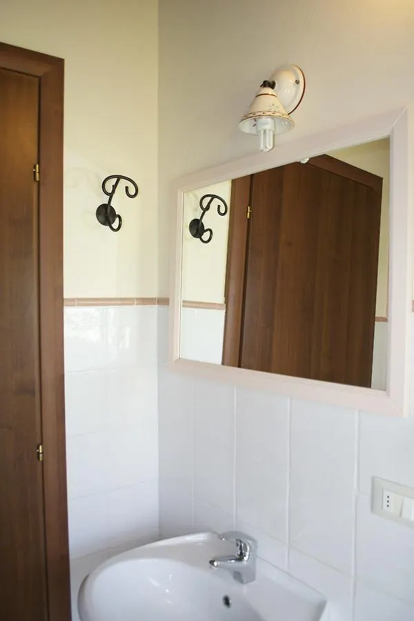 Residence Giuly Rosselmini Pieve di Santa Luce Aparthotel